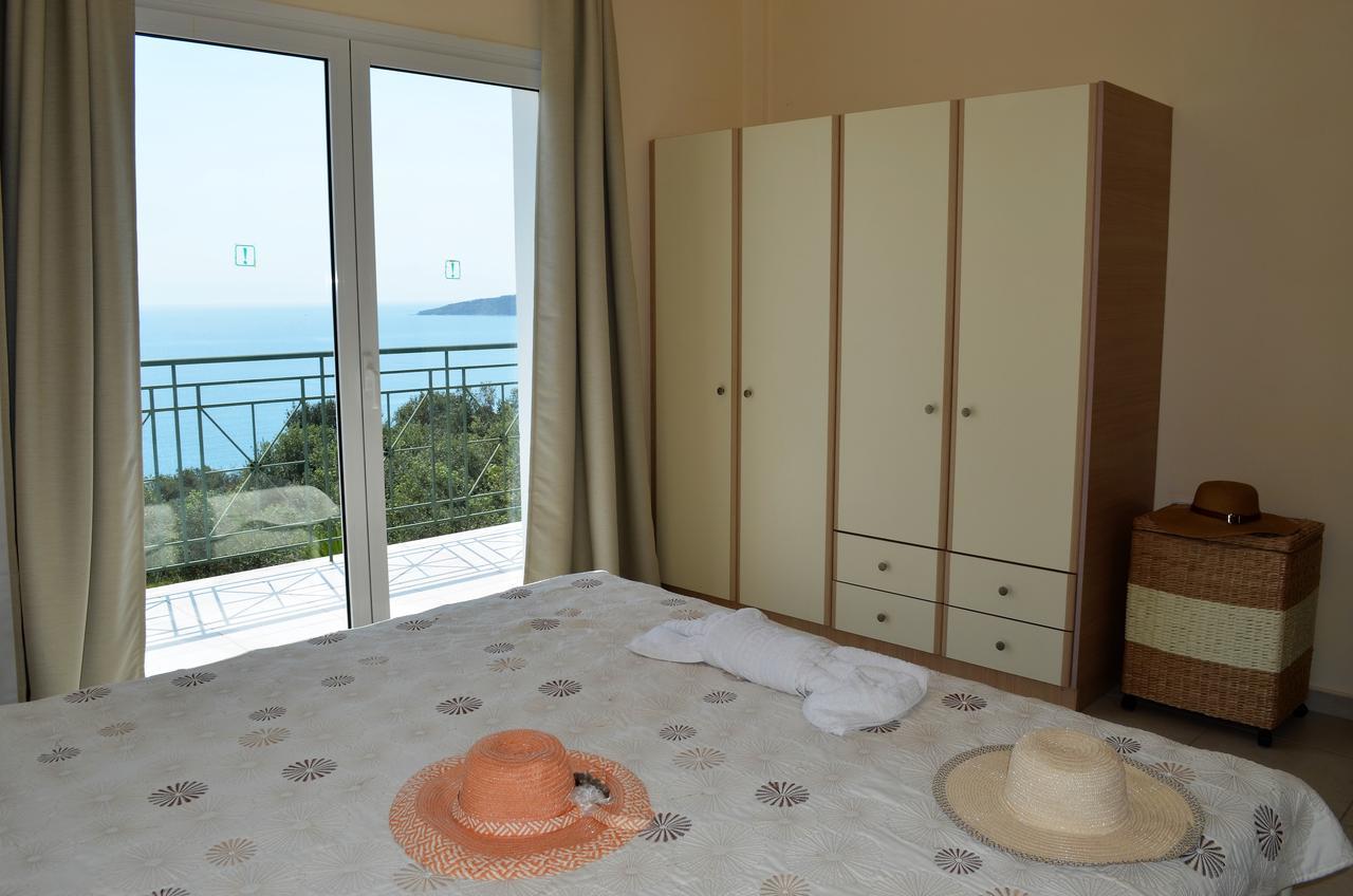 Eri Villa *