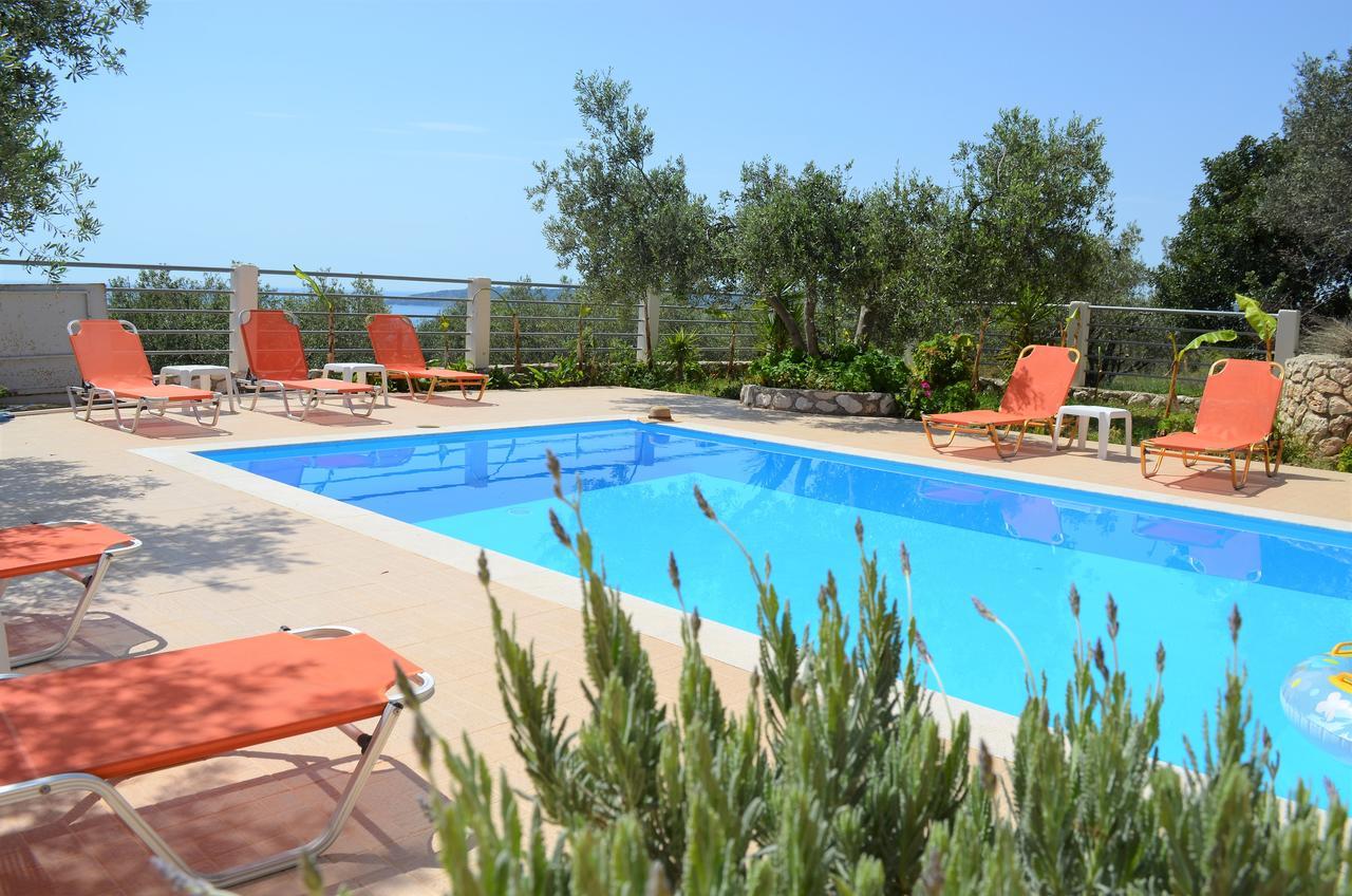 Eri Villa Lourdata (Kefalonia)