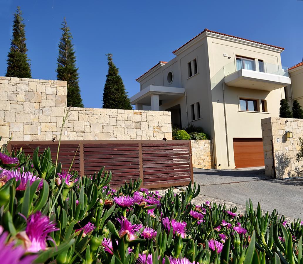 Ocean Complex Villa