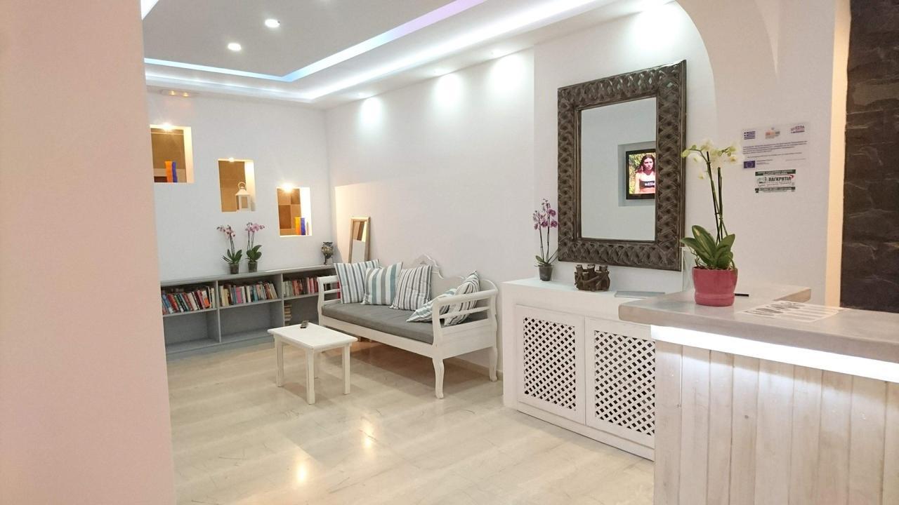 Ino 3* Kamari (Santorini)