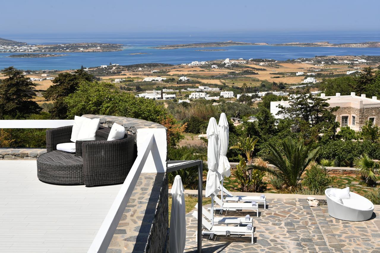 Paros Butterfly Pounda
