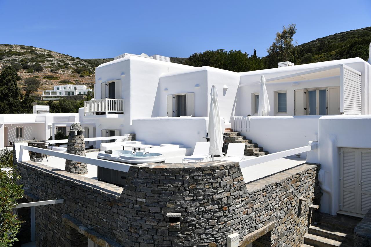 Paros Butterfly * Pounda