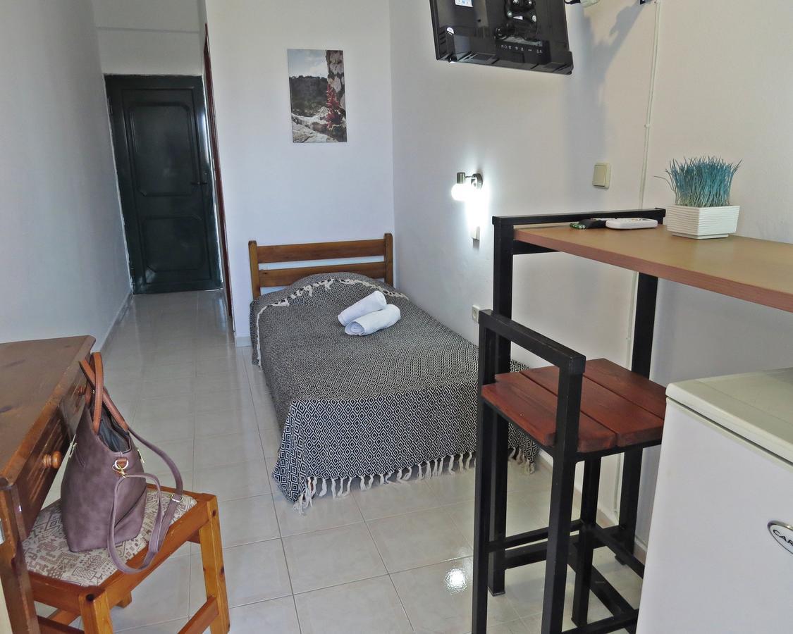Debby Aparthotel Ialysos (Rhodes)