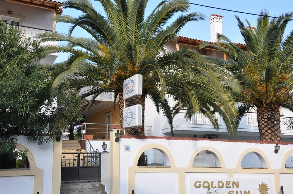 Golden Sun Village Aparthotel 3*