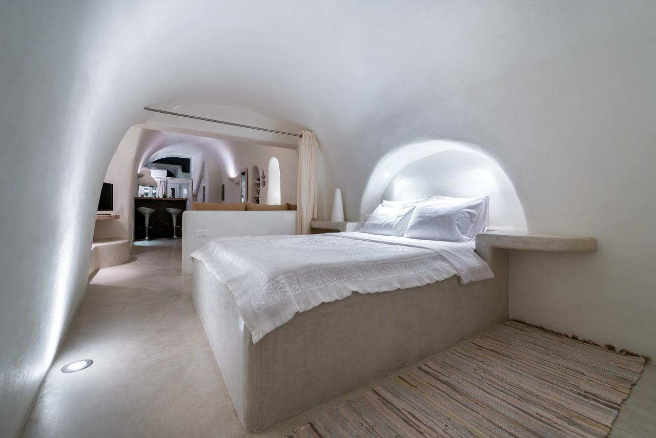 Christina's Cave House