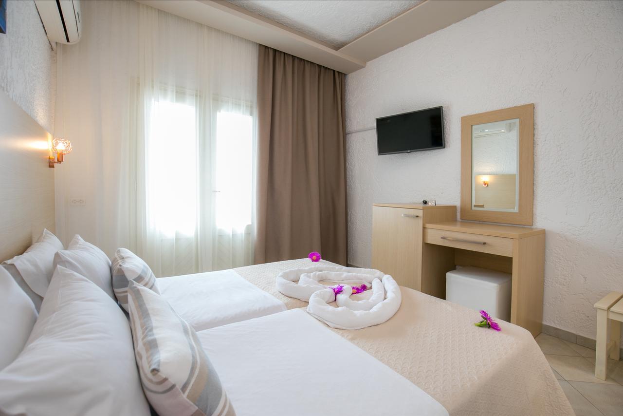 Hotel Castello 2*