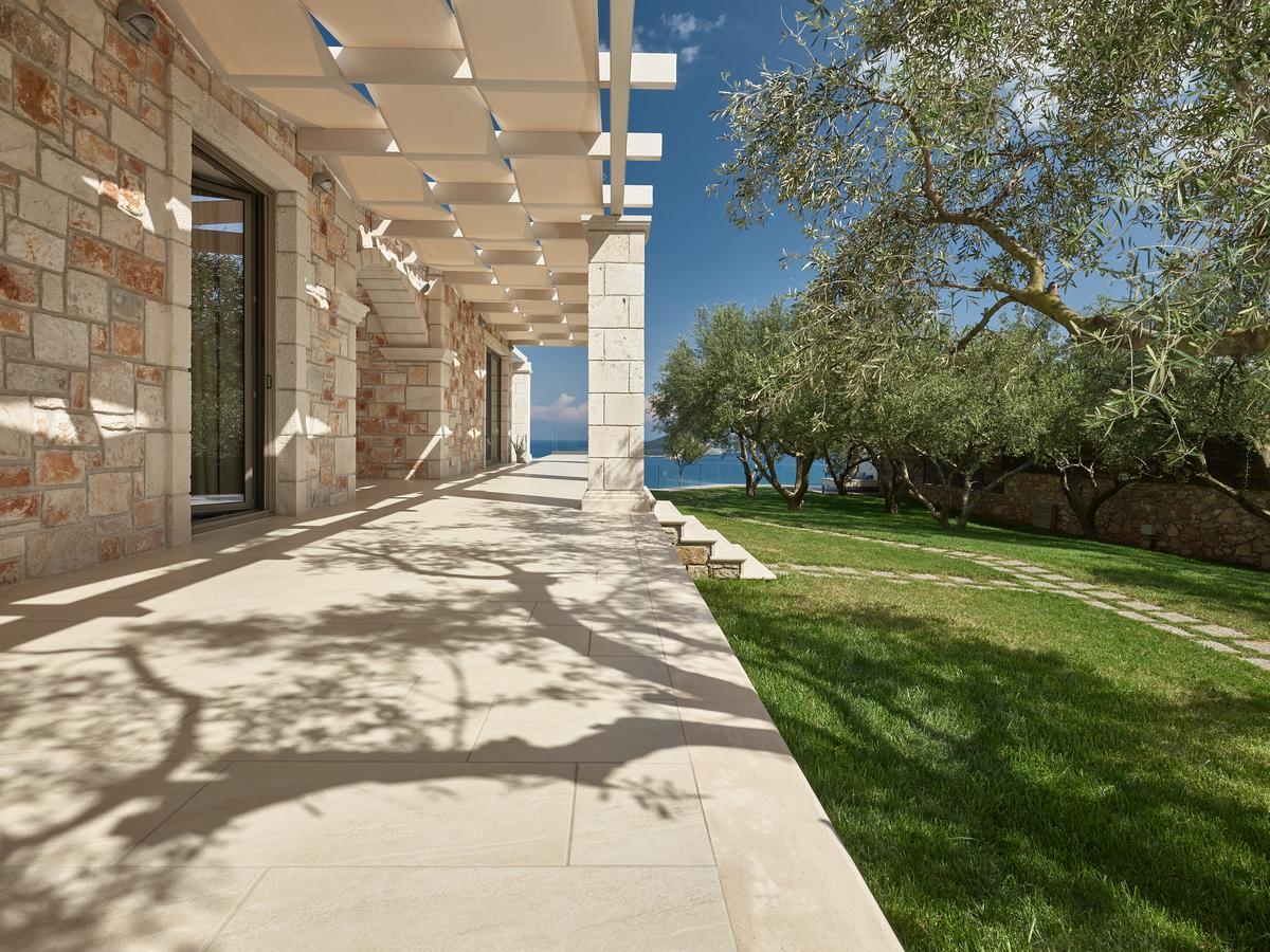 Avra Luxury & Villa *