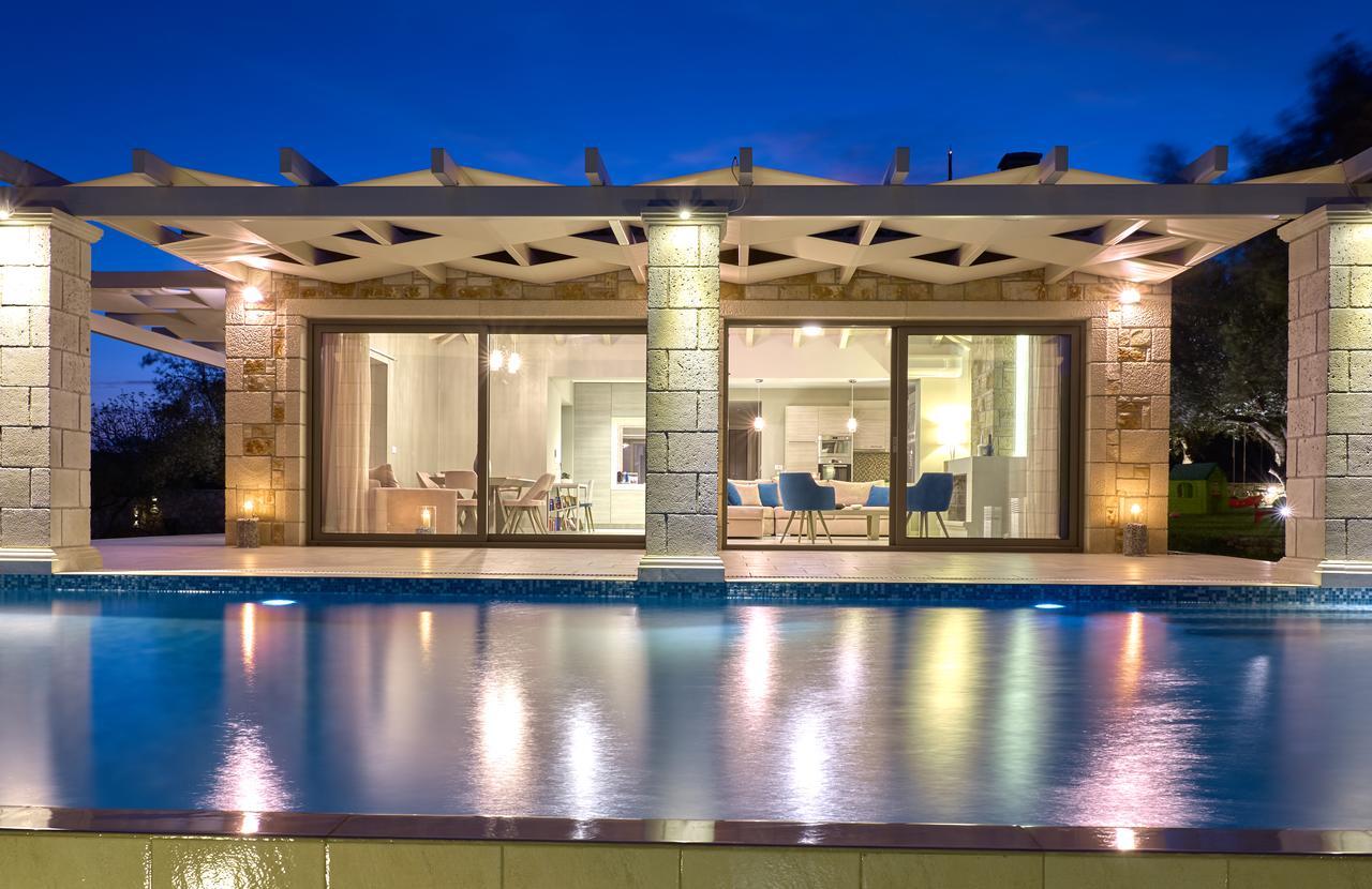 Villa Avra Luxury & Keri