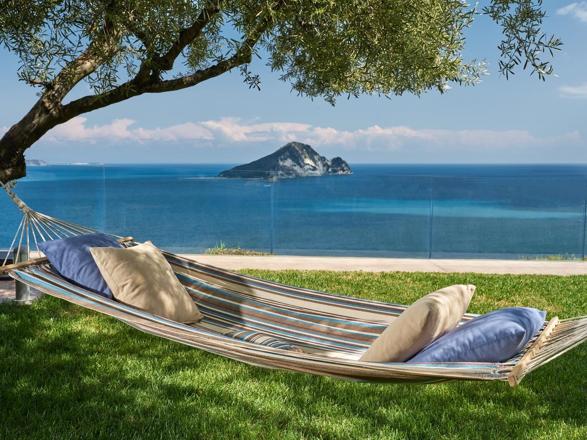 Avra Luxury & Villa *
