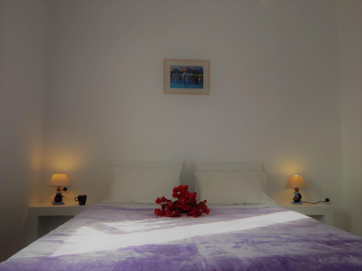 Evgenia And 2* Folegandros Town
