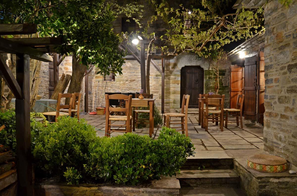 Guest house Fyloma With 5 Bedrooms Lafkos