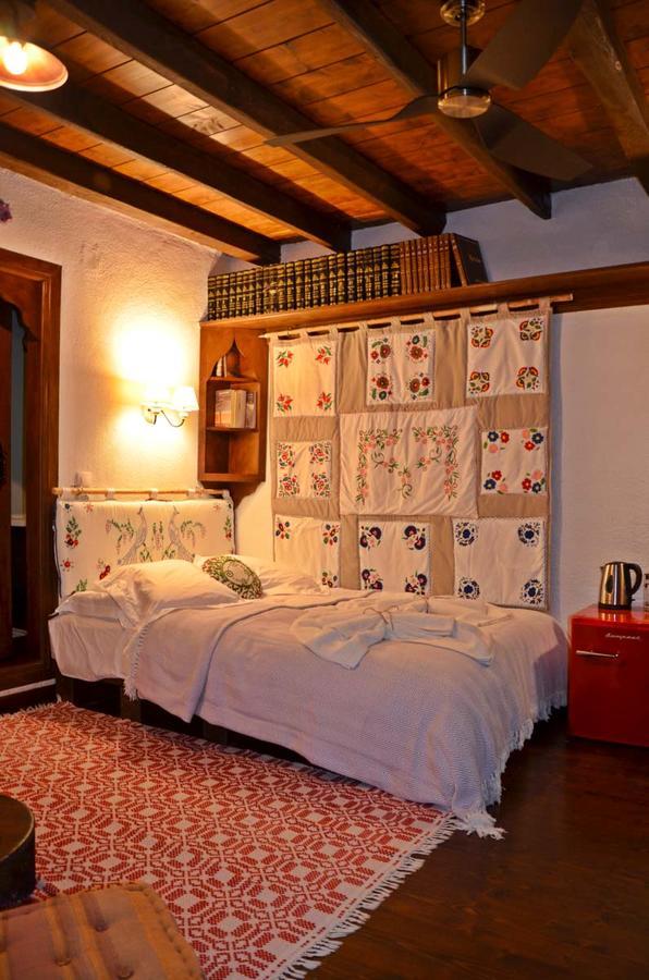 Guest house Fyloma With 5 Bedrooms