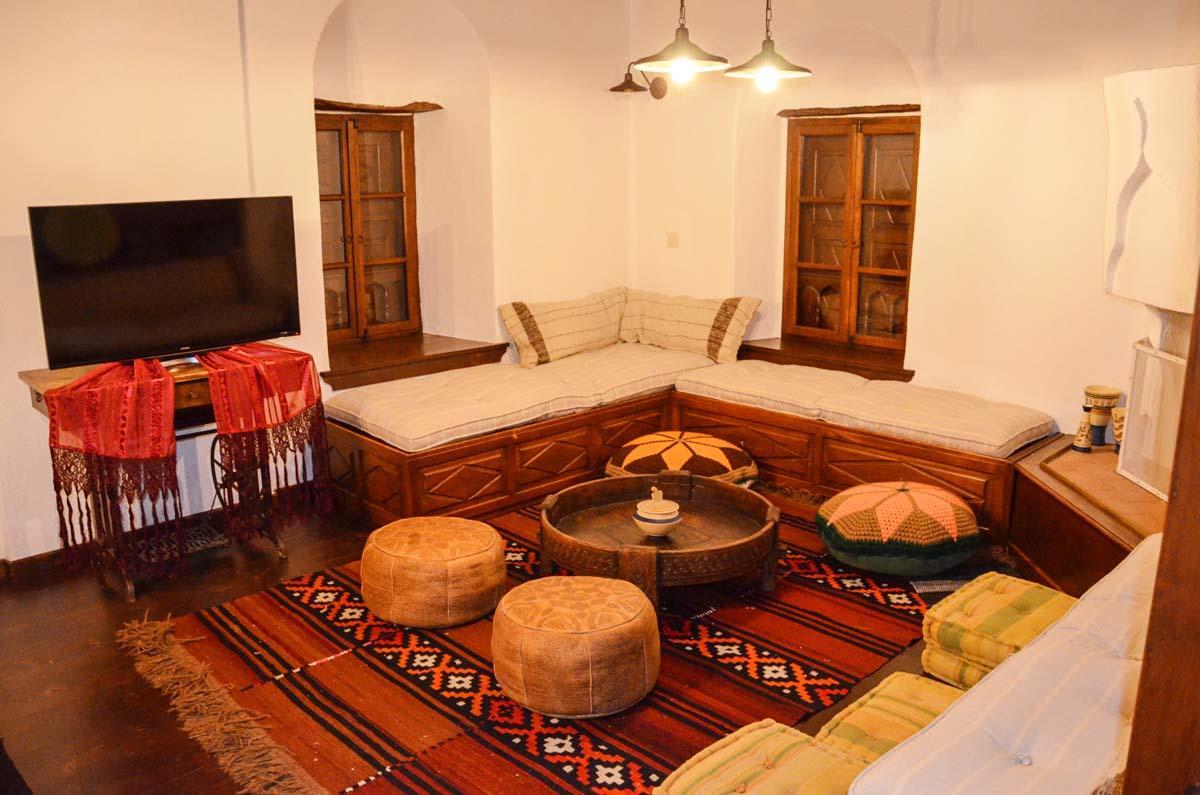 Fyloma With 5 Bedrooms Guest house Lafkos