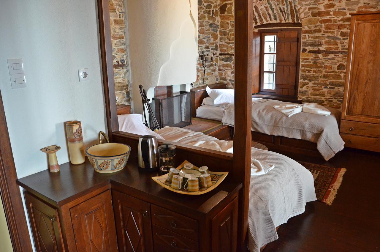 Guest house Fyloma With 5 Bedrooms