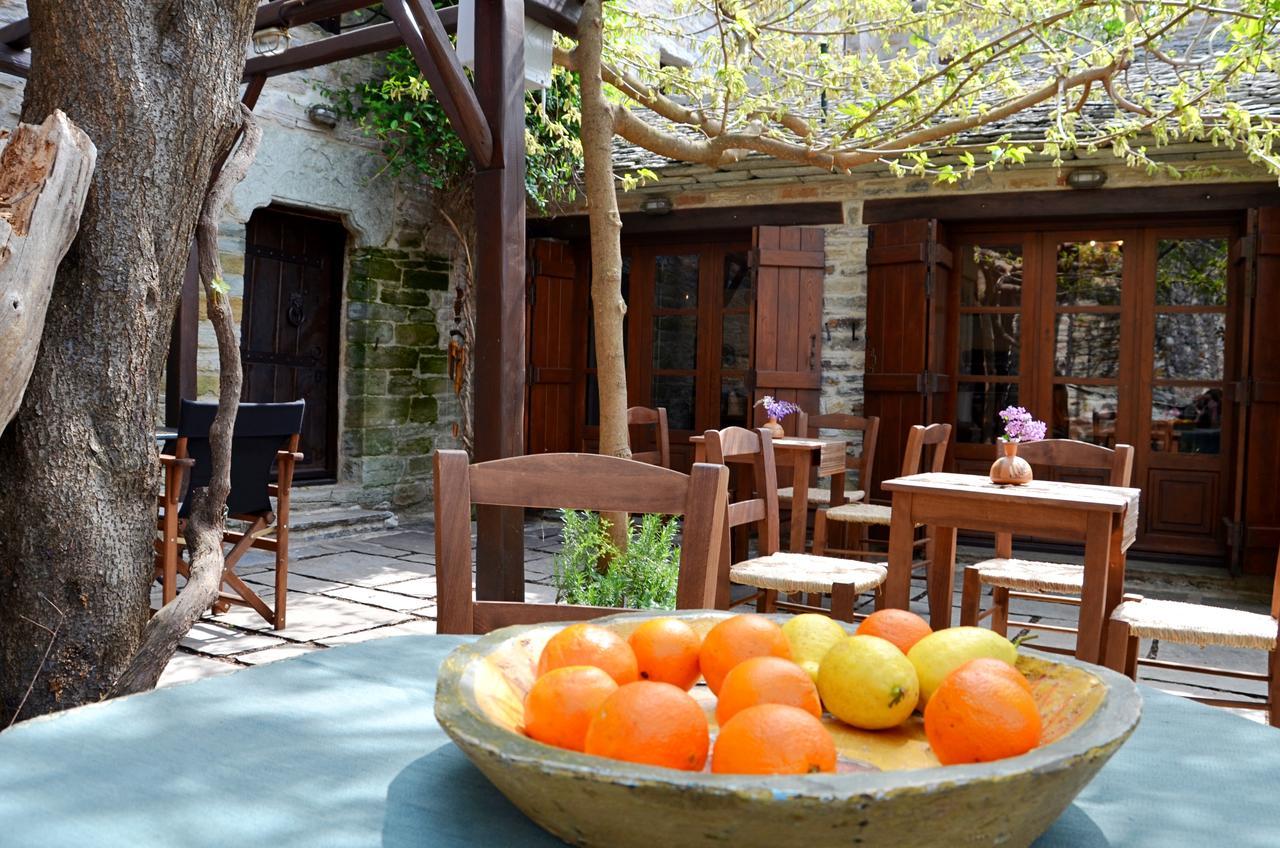 Fyloma With 5 Bedrooms Guest house Lafkos