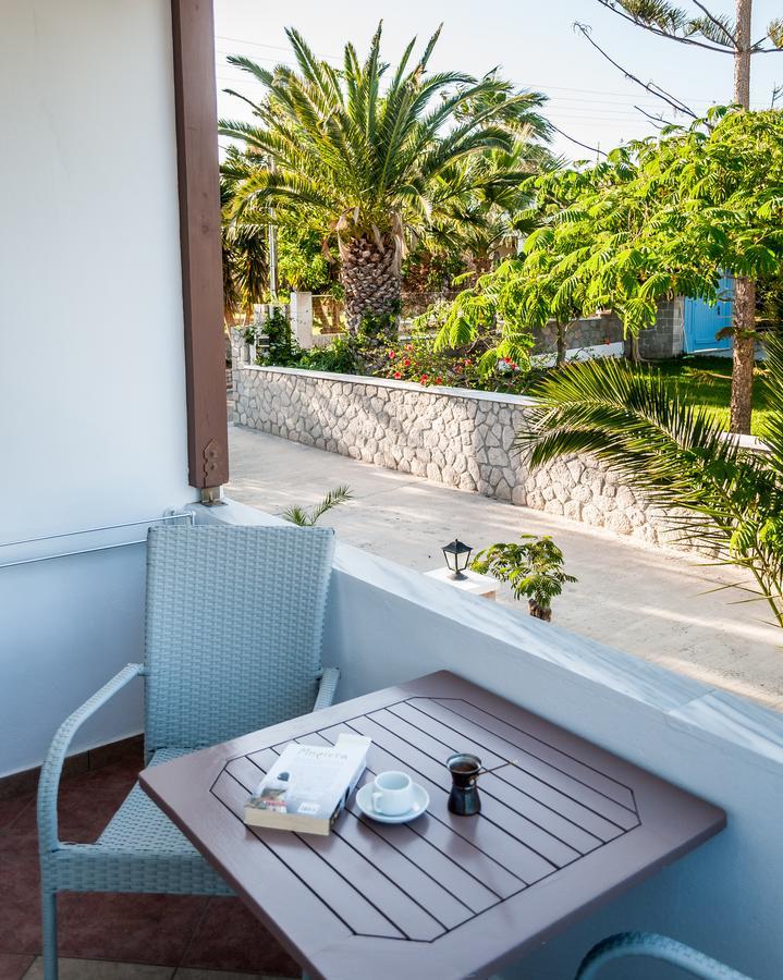 Oceanis * Adamantas (Milos)
