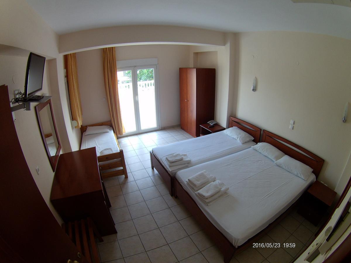 Akrogiali Hotel 2*
