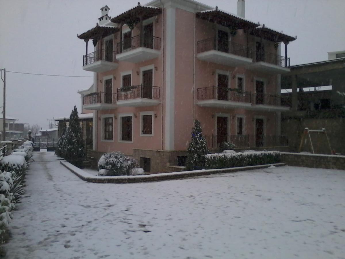 Zaggou Aparthotel Amfiklia