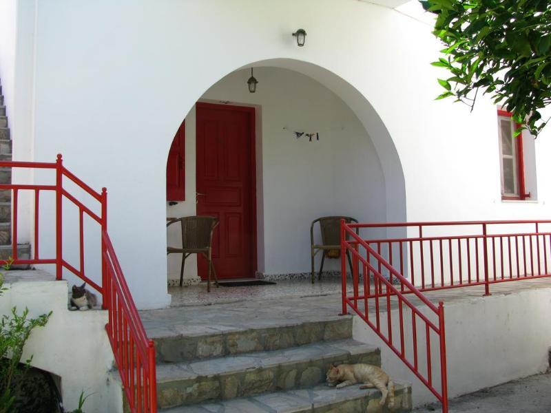 Hotel Anna And Katapola