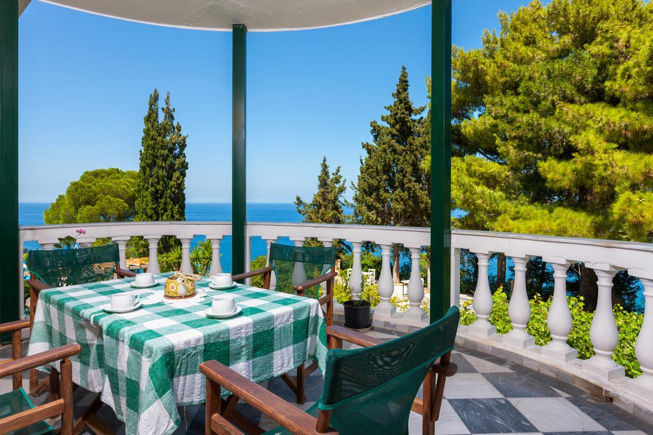 Kouros Hill Aparthotel Xirokastellon