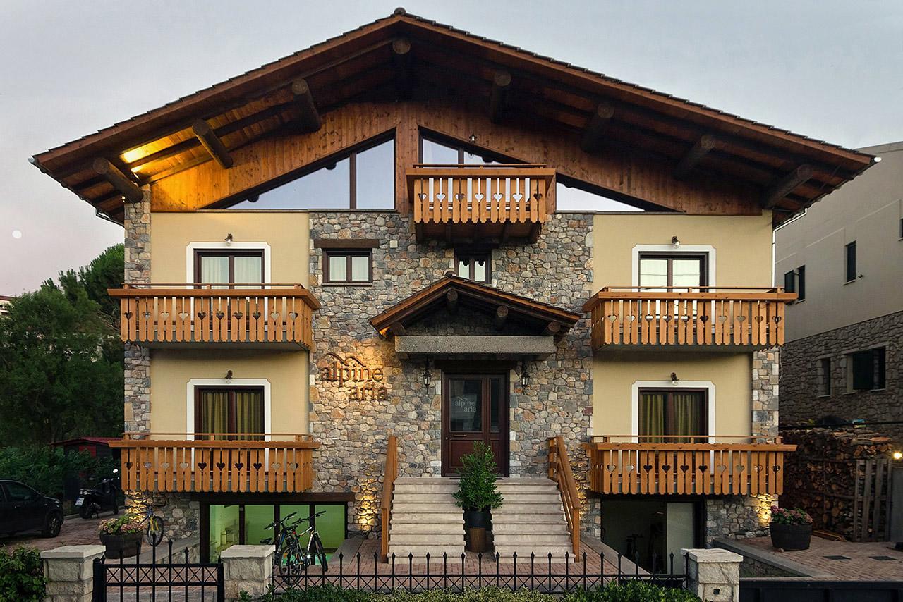Aparthotel Alpine Aria 4*