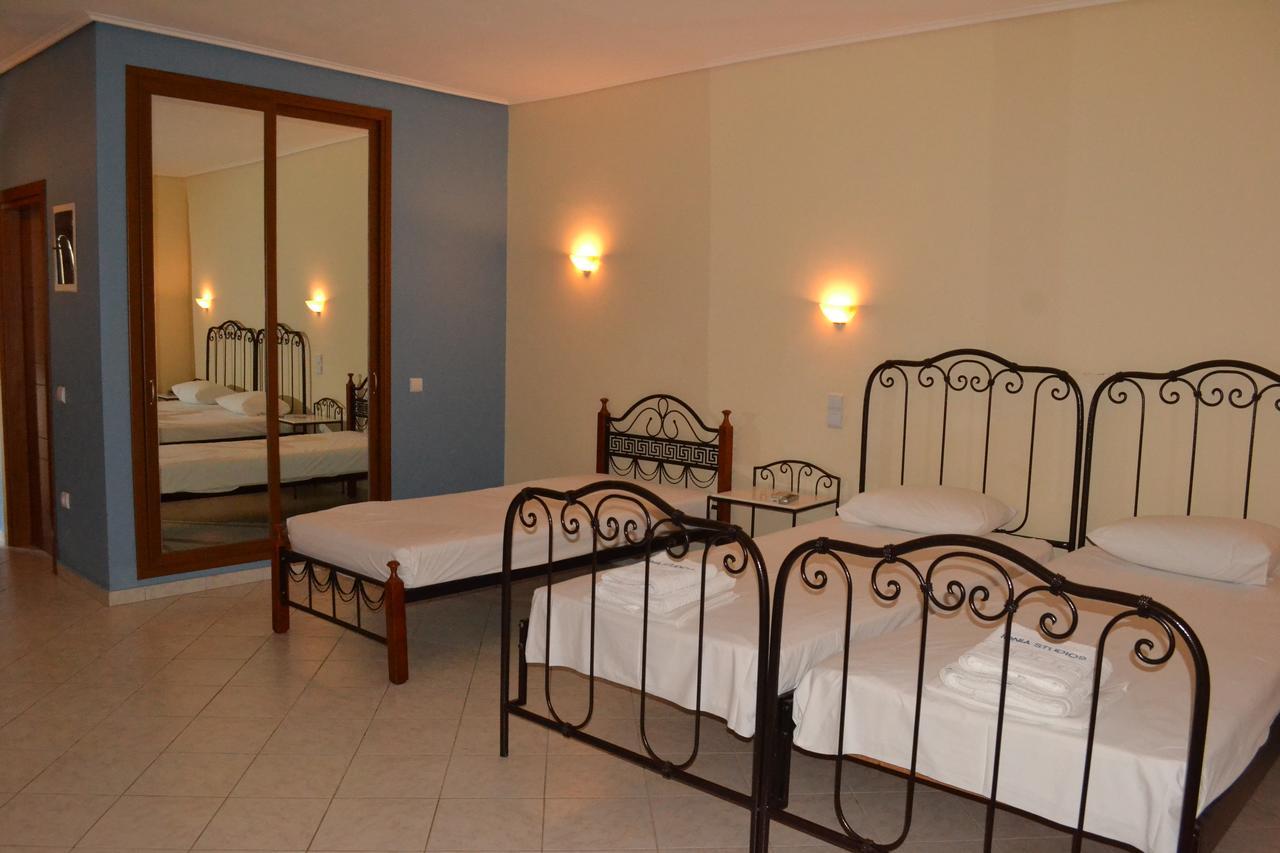 Aparthotel Ionia 2*