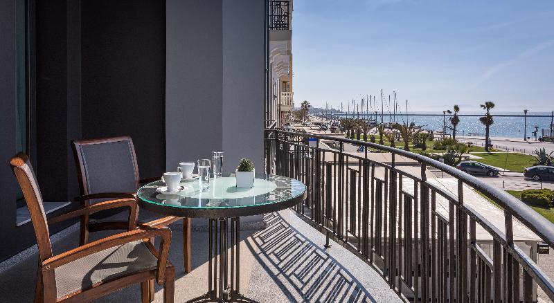 Aegli Hotel