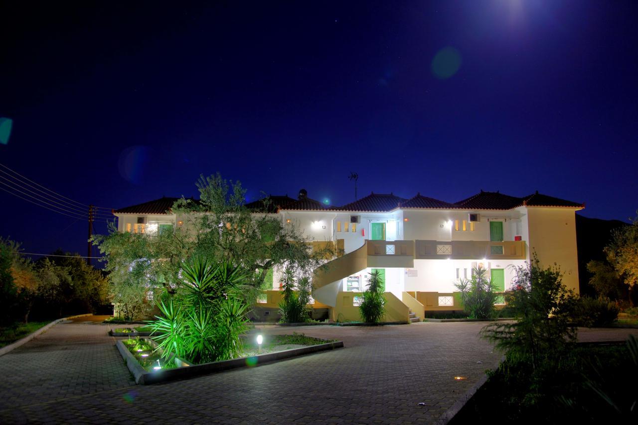 Elaionas Aparthotel