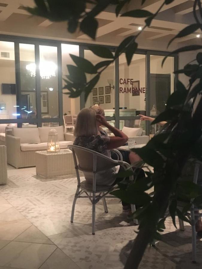Hotel Costa Rampane