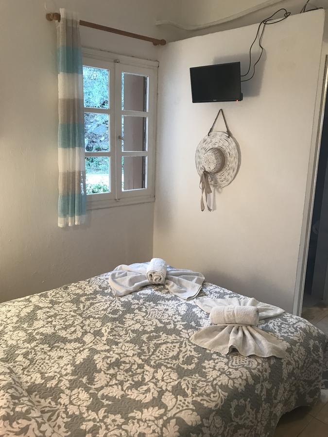 Thalassa Sea Side Aparthotel Panormos (Skopelos)