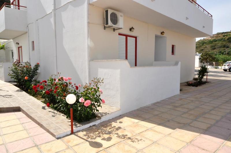 Hotel Popi 2*