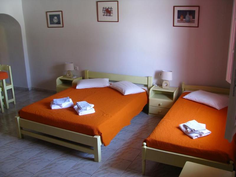 Anna And Hotel Katapola