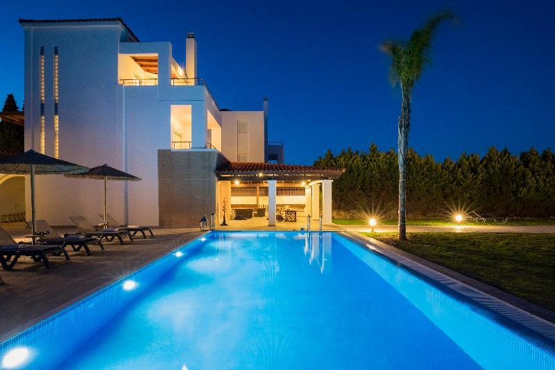 Antonoglou - Waterfront Luxury Retreat * Lachania (Rhodes)