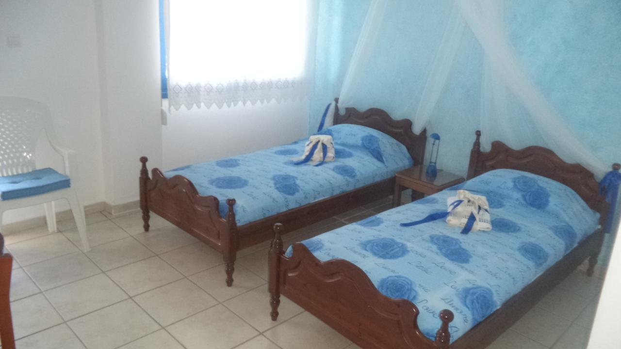 Aparthotel Avra