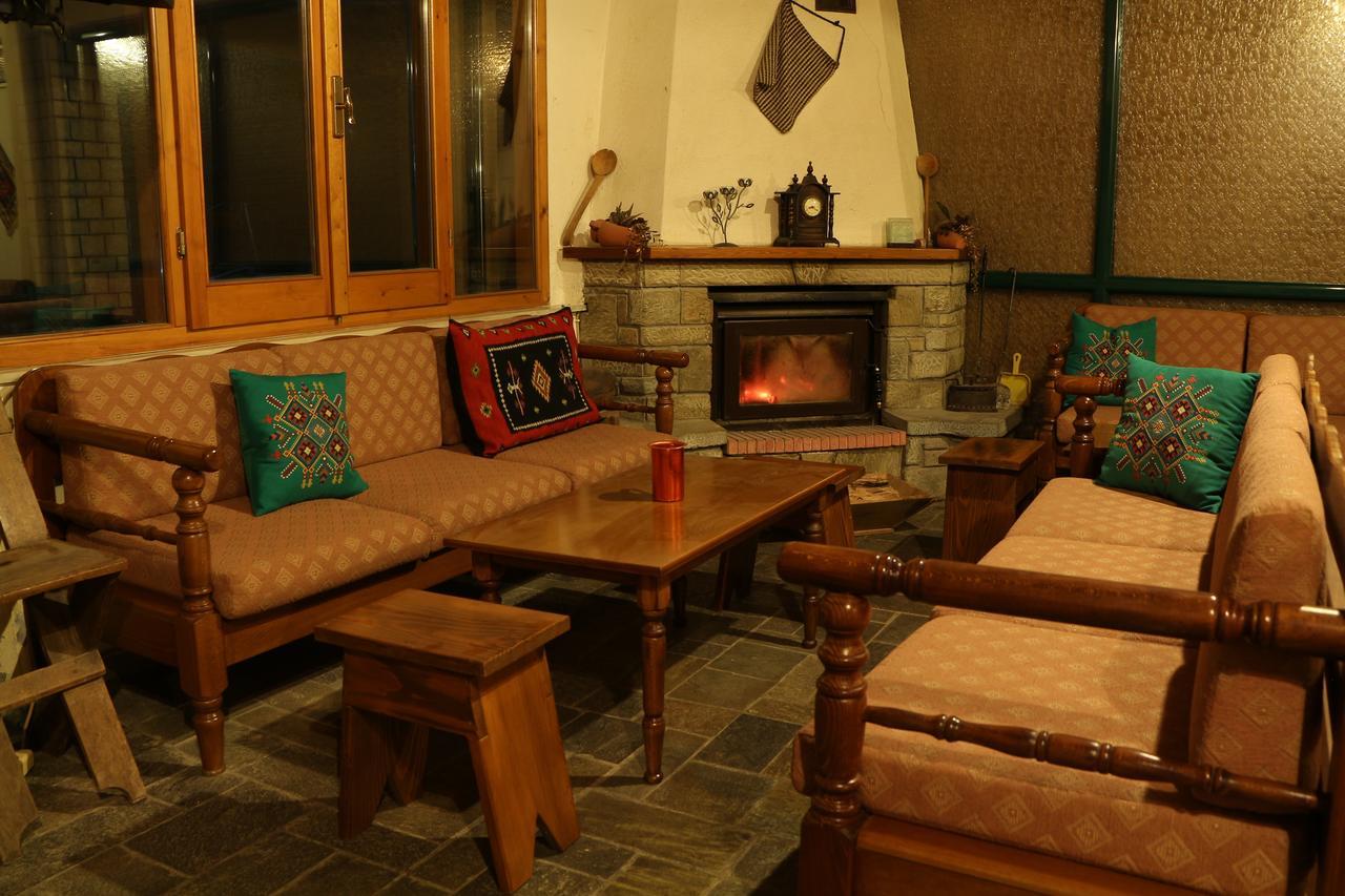 Zampakas Panorama Hotel Stournareika