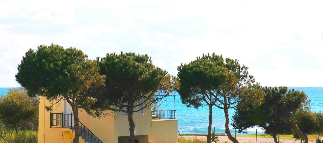Aparthotel Romanos