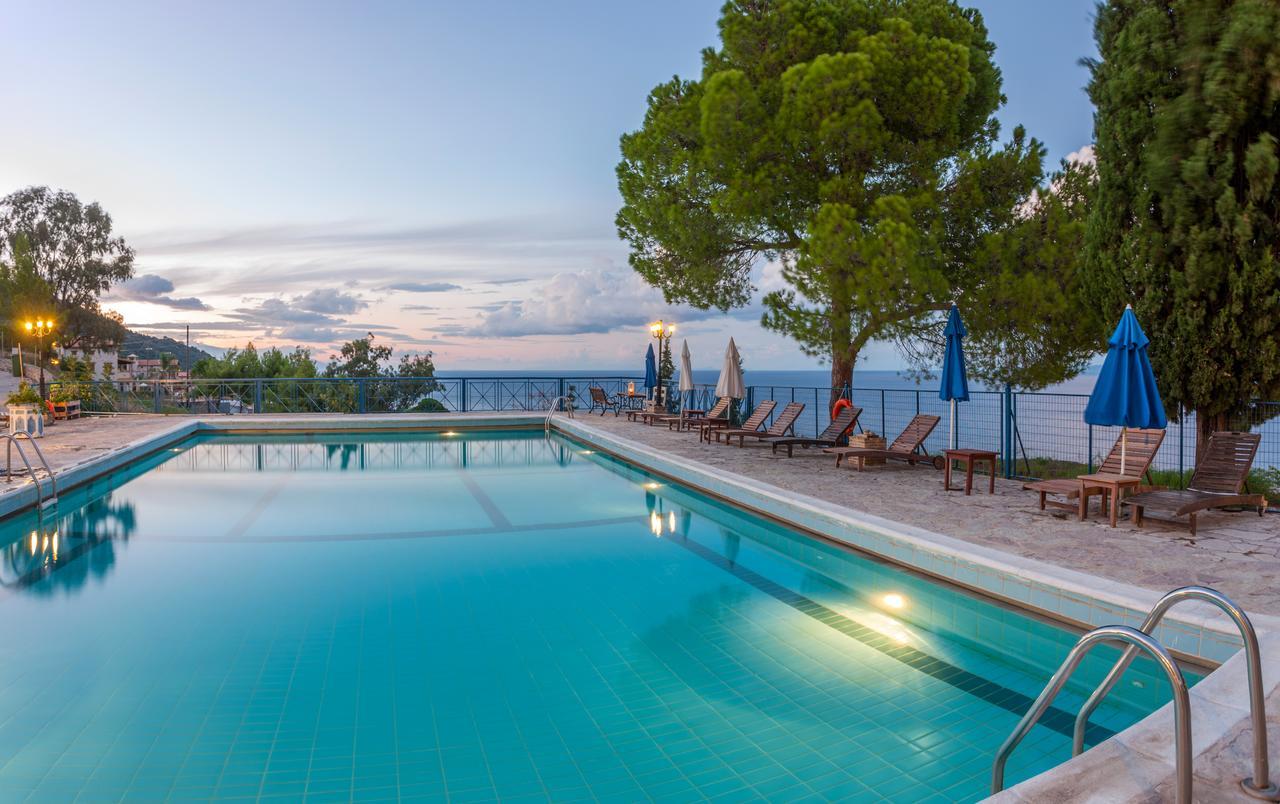 Kouros Hill Aparthotel