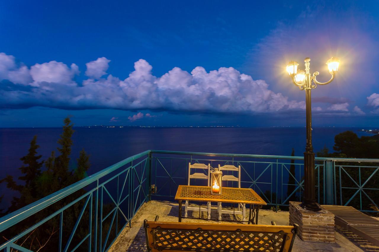 Aparthotel Kouros Hill