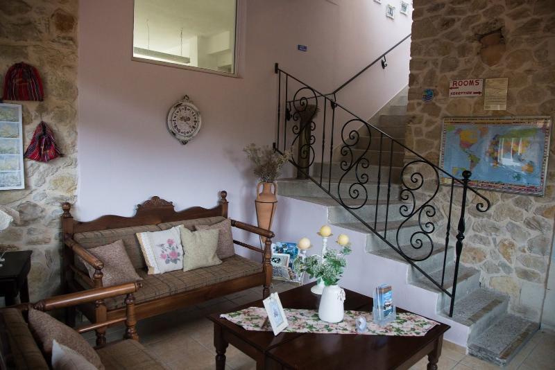 Aravanes Mountain & Eco Cuisine Hotel Crete Island