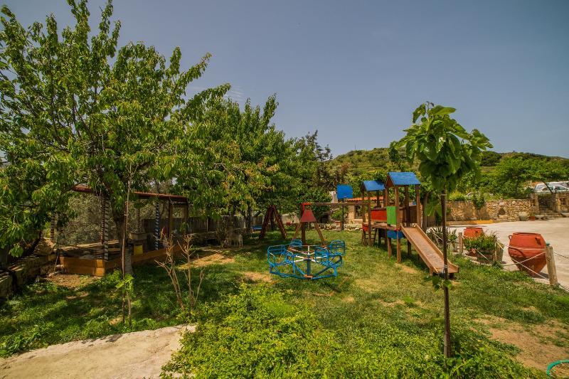 Aravanes Mountain & Eco Cuisine 5*