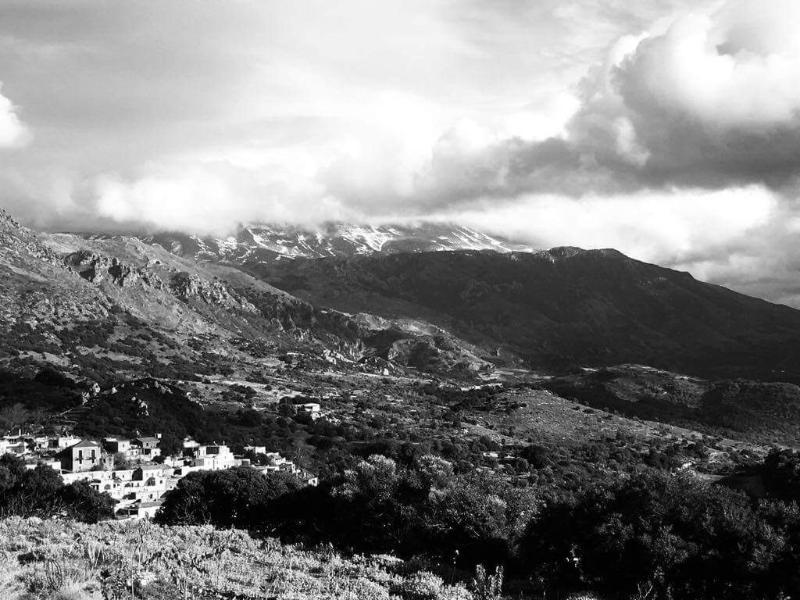 Aravanes Mountain & Eco Cuisine Hotel