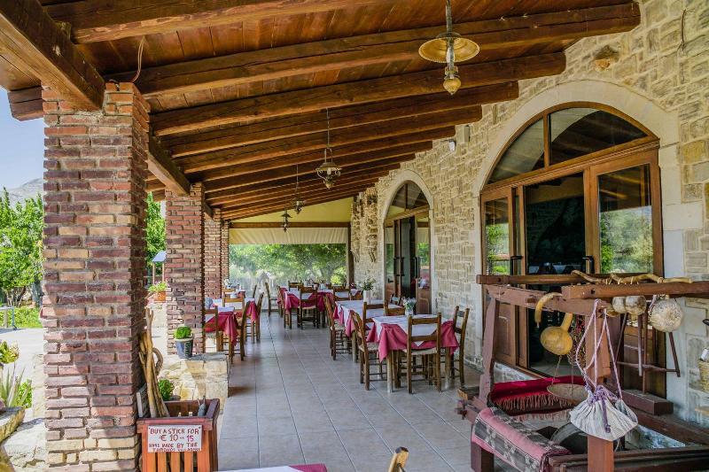 Aravanes Mountain & Eco Cuisine Crete Island