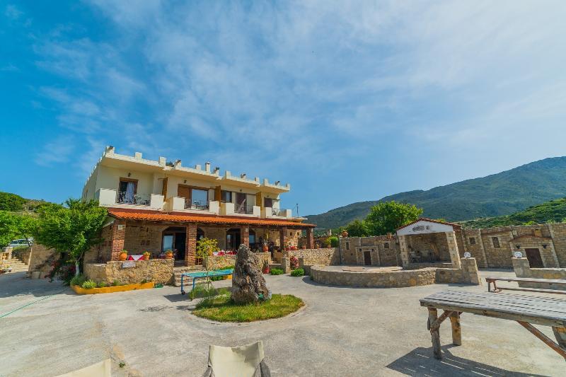 Aravanes Mountain & Eco Cuisine Crete Island