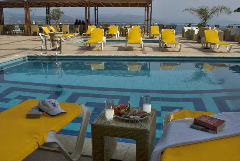 John & George Hotel