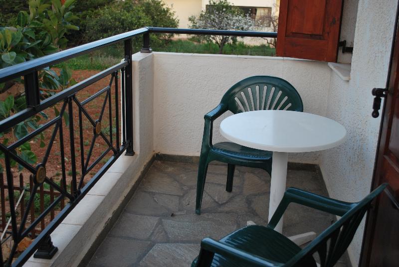 Koula Aparthotel