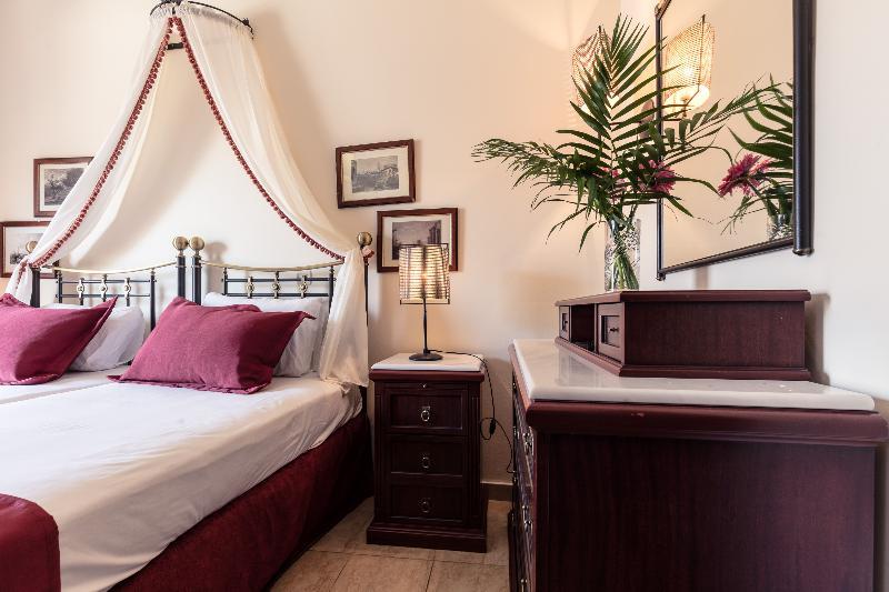 Aparthotel Agistri