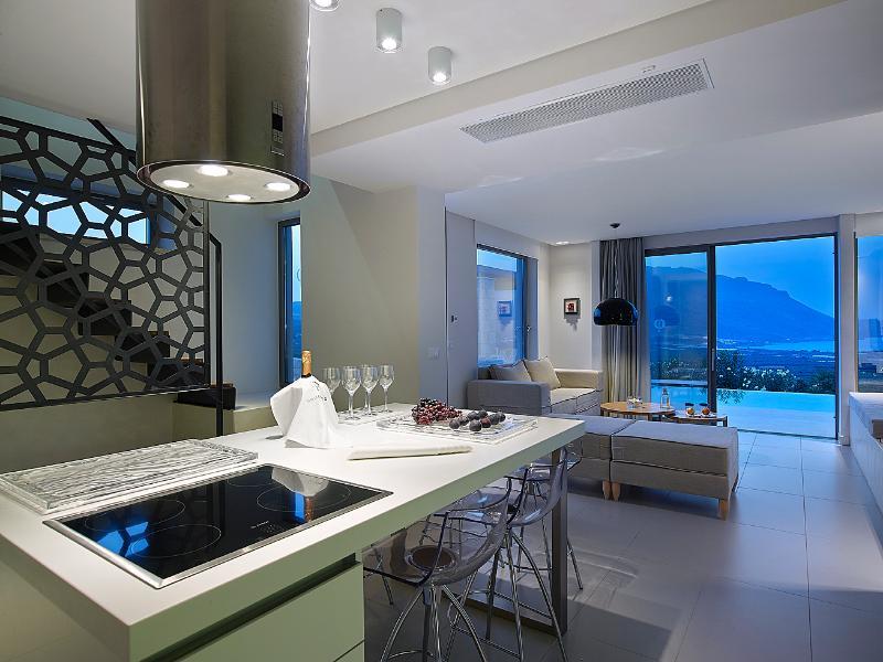 Youphoria Sea View Villa *