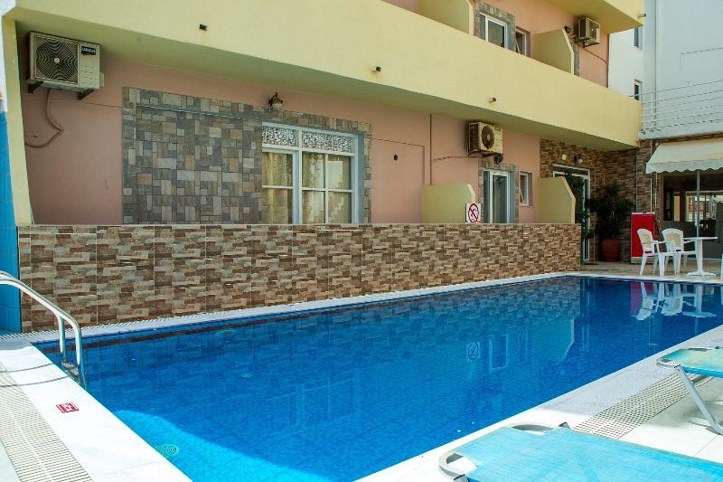 Sterling Hotel