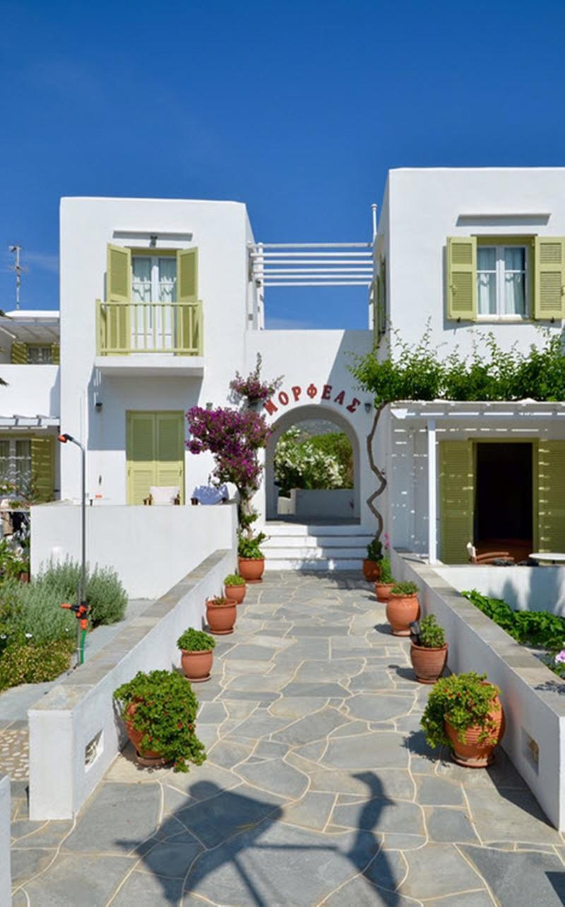 Morpheas & Guest house