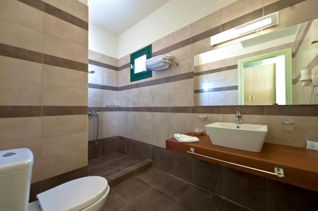 Skiathos Club &